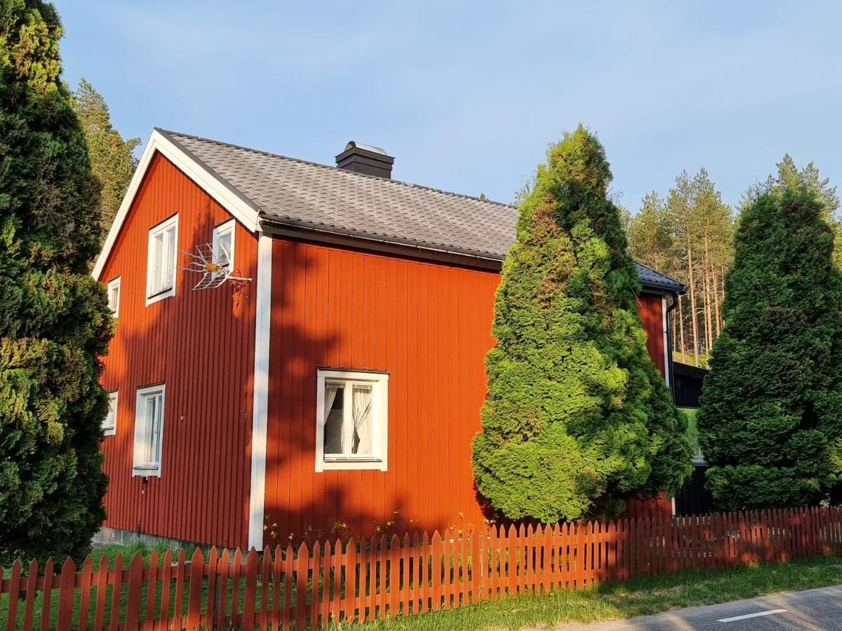 Gamla Kooperativa Villa Eksharad Ngoại thất bức ảnh